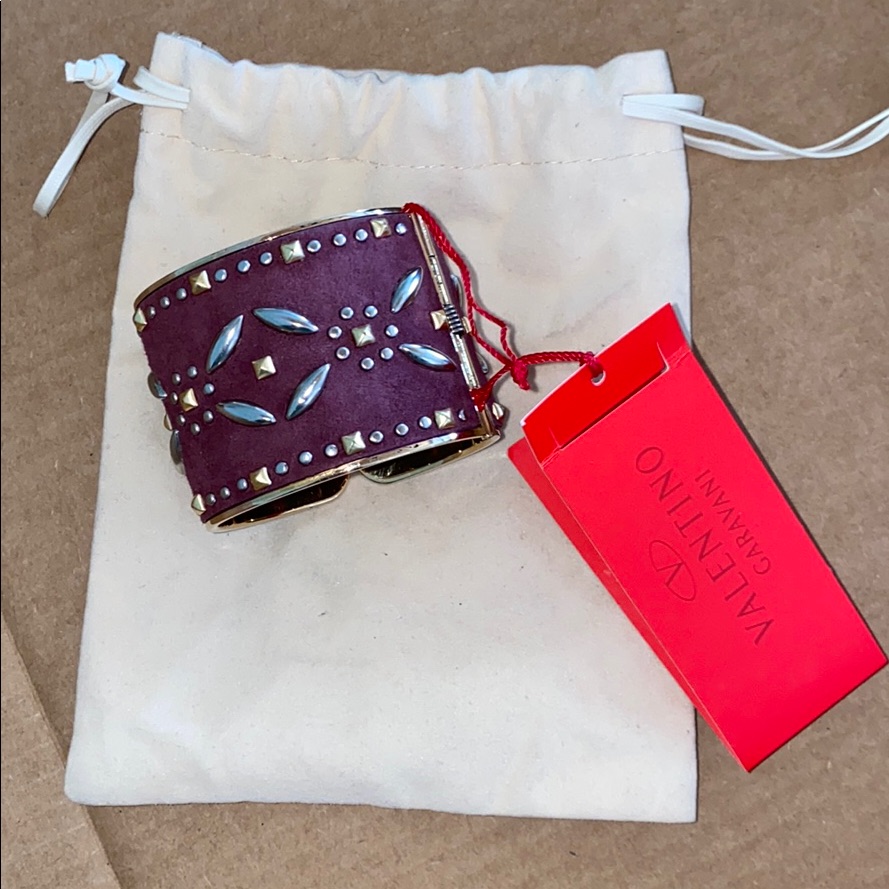 Valentino Garavani Studded Suede Cuff Bracelet 299$